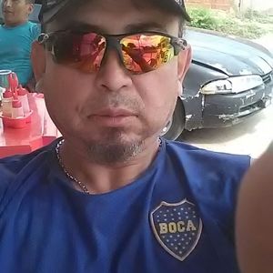 Meet your Posher, Carlos antonio